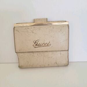 GUCCI Leather Card Bill Coin Wallet Medium Logo Bifold White Bone Compact Vintag